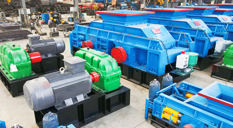 破碎河卵石用什么設(shè)備？用對輥制砂機(jī)效果怎么樣？