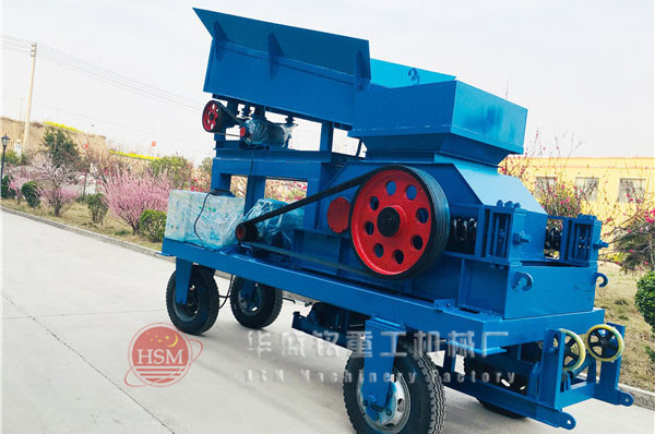 移動對輥破碎機(jī)