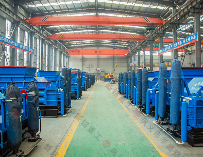 對輥制砂機(jī)生產(chǎn)設(shè)備多少錢？